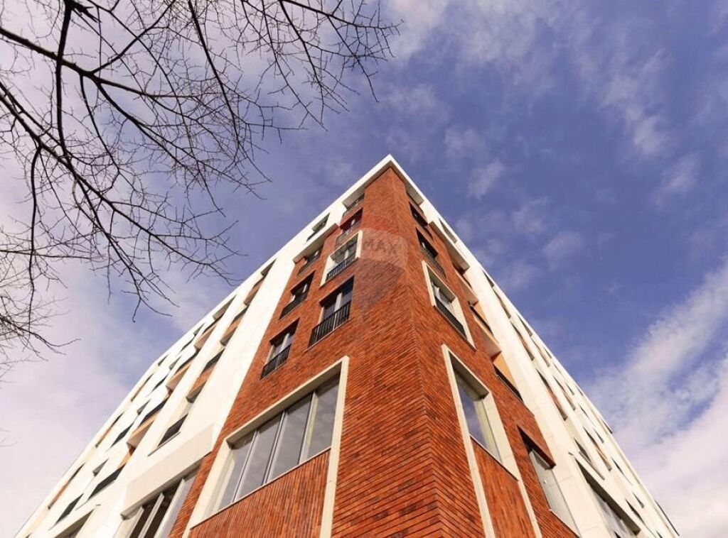 Shop - For Sale - Bardhyl Street, Tirana ID: 530261047-226