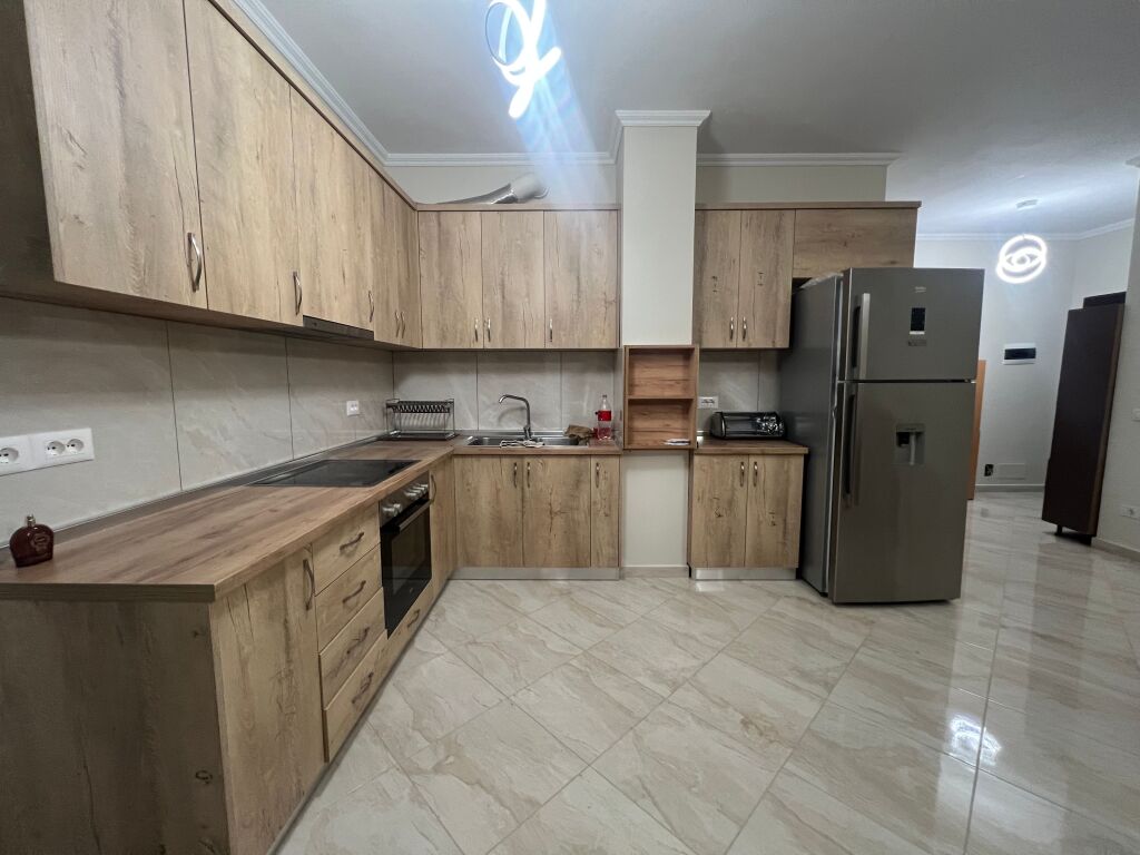 JEPET ME QERA APARTAMENT 2+1+2 LINZE ( RR. SOTIRAQ CACI)