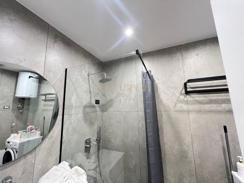 Shitet Apartament 1+1, prane Grand Blue Fafa, Golem