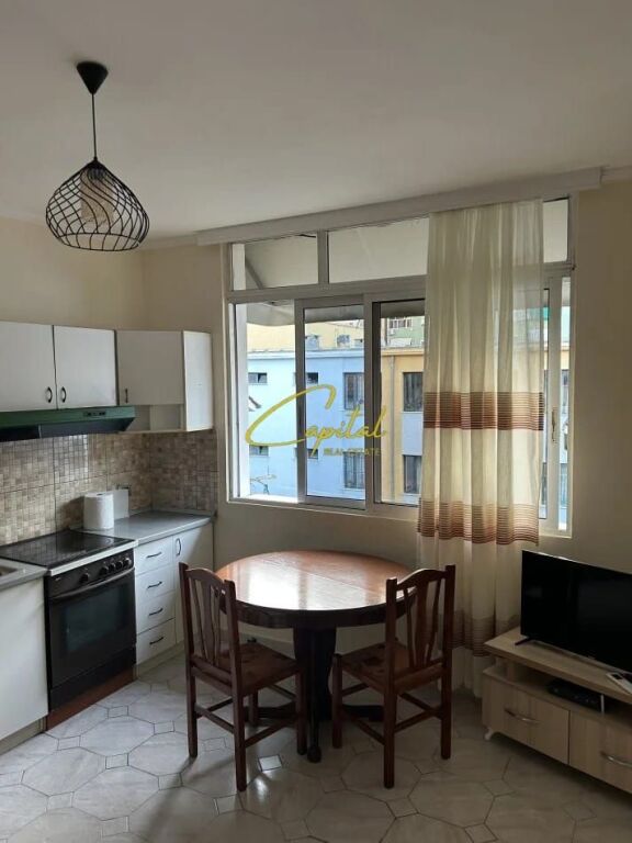 APARTAMENT ME QIRA 1+1 SHESHI WILLSON 50.000 LEKE