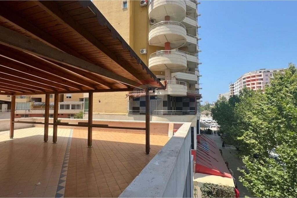 🏡 Apartament 2+1 për Shitje –Porti, Vlorë
