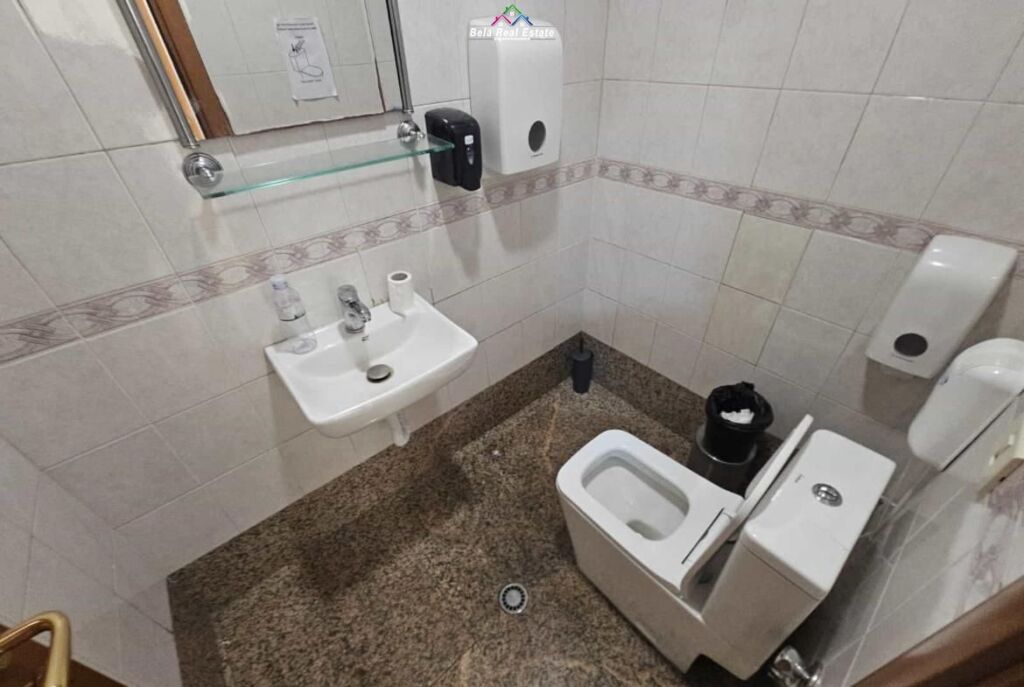 Zyre Me Qera Ne Bllok ( ID BZ2874) Tirane