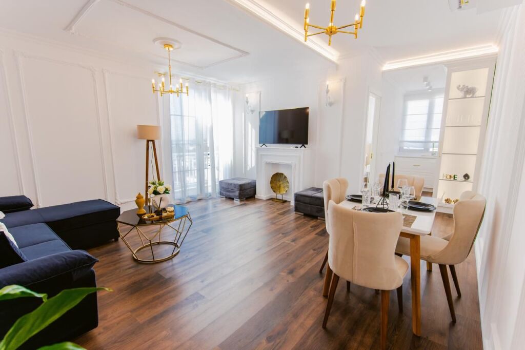 Astir 1+1 For rent (ADM, WI-FI, Water included)
