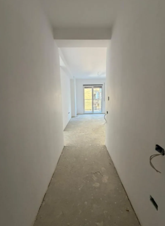 🏡 Shitet Apartament 2+1 – Ali Demi, Tregu Elektrik  