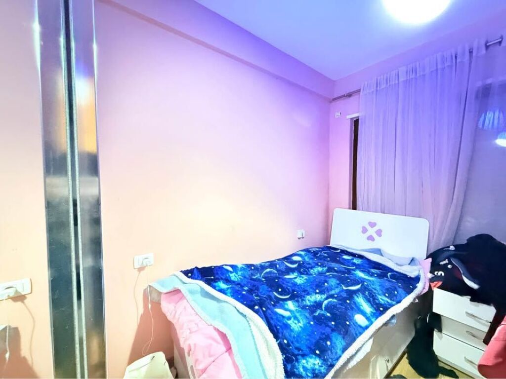 Shitet apartament 3+1+2 – Kompleksi Fratari, Selitë e Vjetër