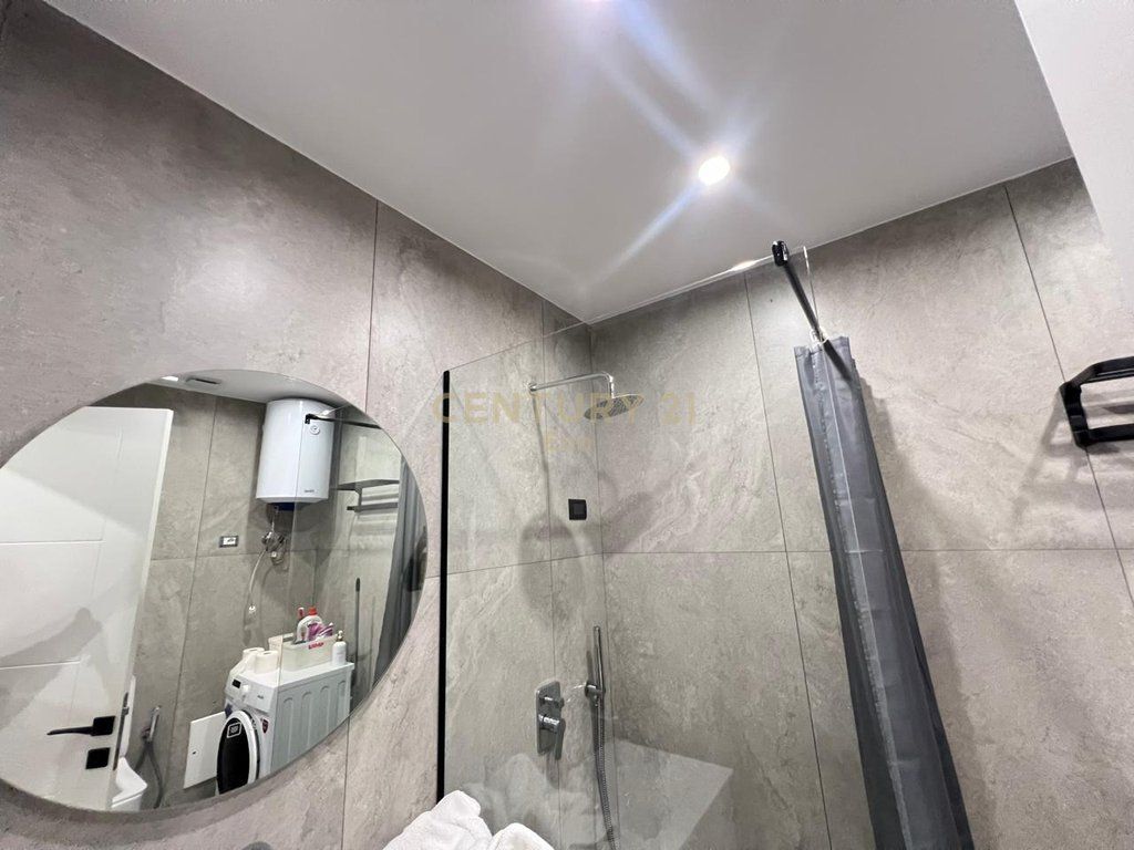 Shitet Apartament 1+1, prane Grand Blue Fafa, Golem