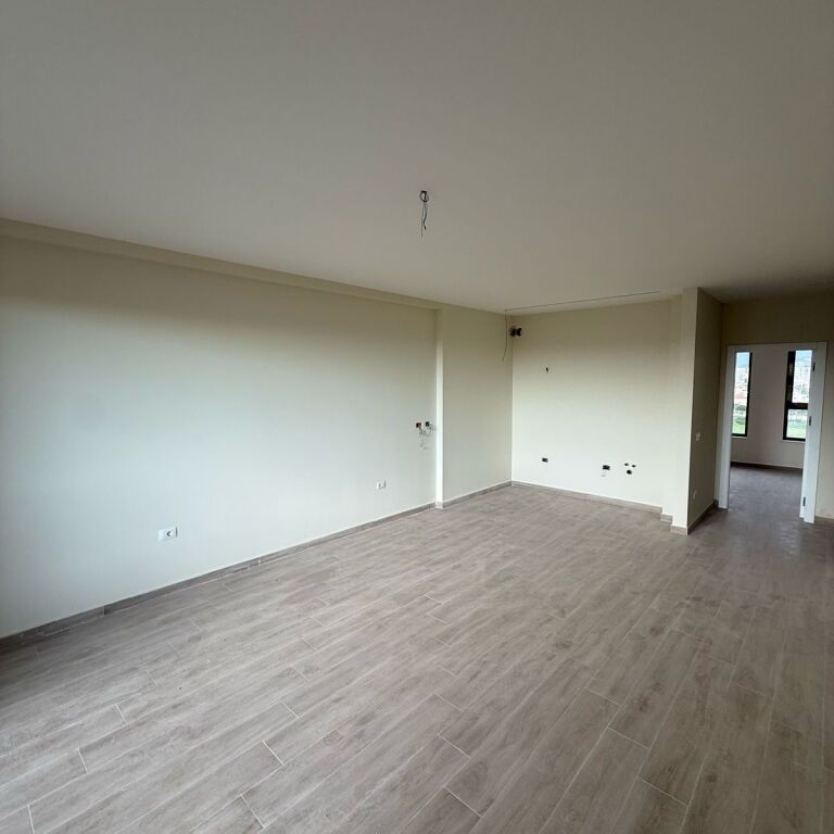🏡 Shitet Apartament 3+1 – Rruga Jordan Misja, pranë Bulevardit të Ri ✨