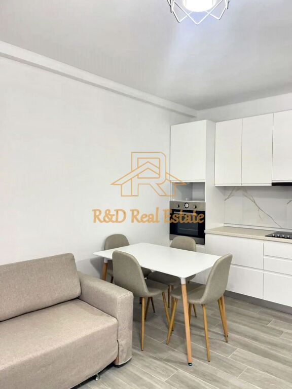 🏡 Affittasi appartamento 3+1 + Balcone – Via 5 Maggio