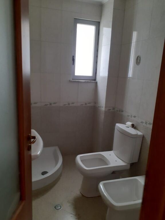 Shitet Apartament 2+1+2 Tualete + 1 Ballkon – 107 m²