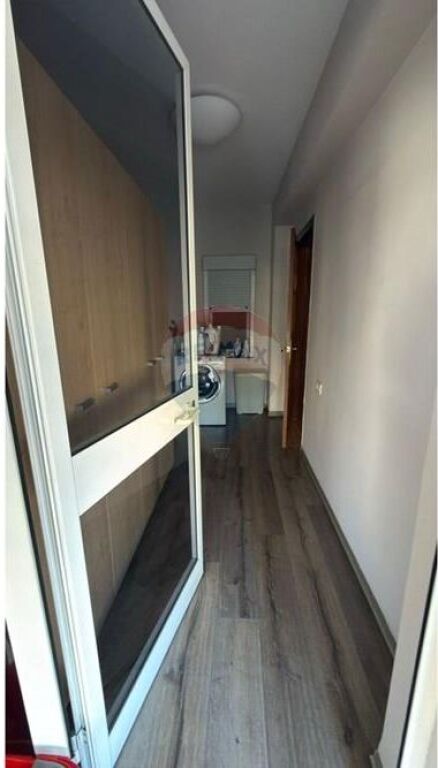 SHITET APARTAMENT 3+1 – RRUGA E KAVAJËS