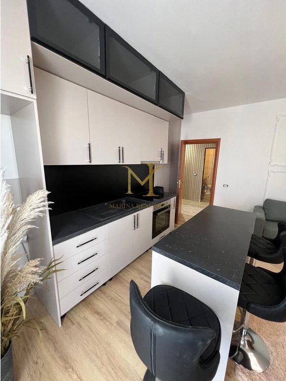 Appartamento 2+1 In Affitto sulla Spiaggia Ferroviaria, Durrës - 600€ | 85 m²