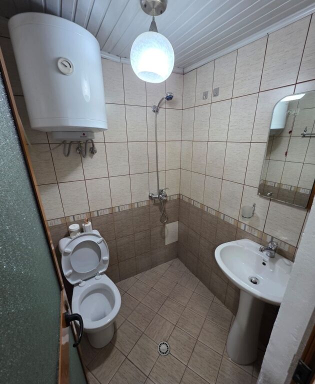 JEPET ME QERA APARTAMENT 1+1 - DON BOSKO