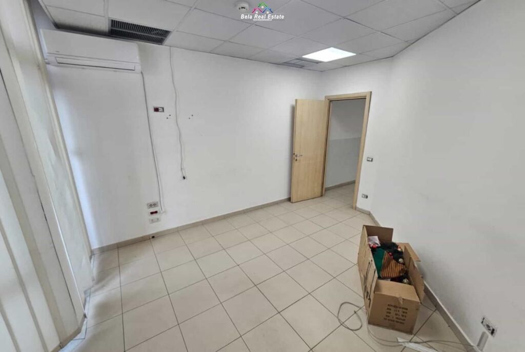 Zyre me Qera Ne Bllok (ID BZ2467) Tirane.