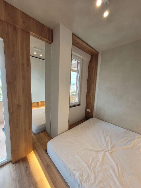 Jepet super apartament 1+1 ne Astir, Artisti