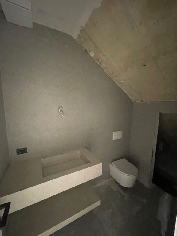 MODERN VILLA FOR RENT IN SELITË