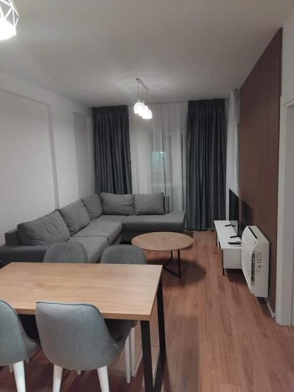 Univers City, jepet me qera apartament 1+1+parkim
