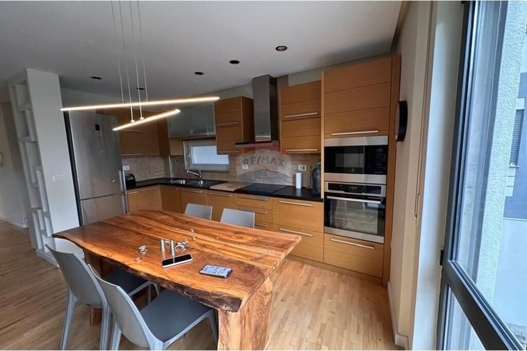 Apartament 2+1+2 per shitje tek Selvia