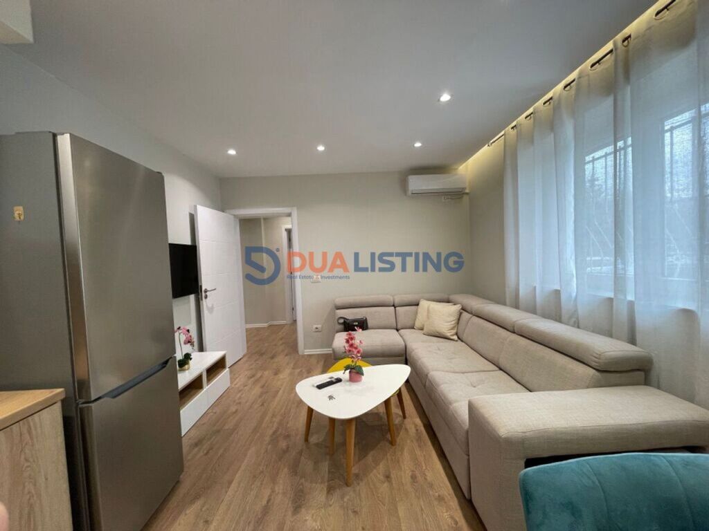 We rent a 2+1 apartment in the Brryli area.