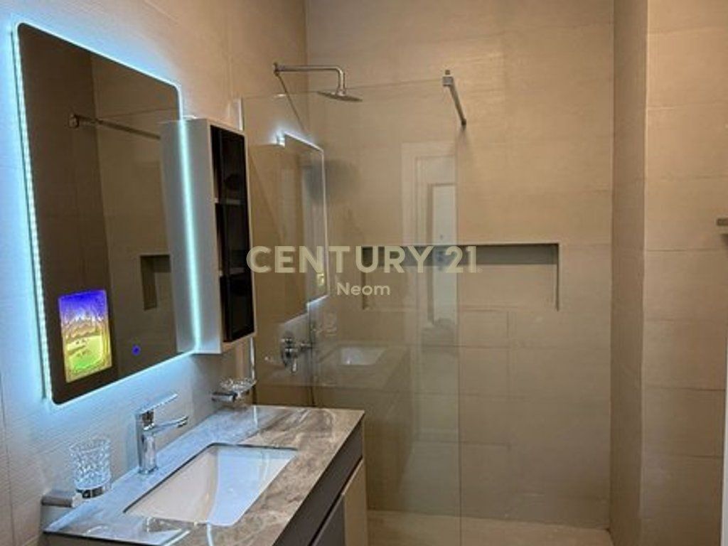 Apartament 2+1 per qira tek Rruga e Elbasanit