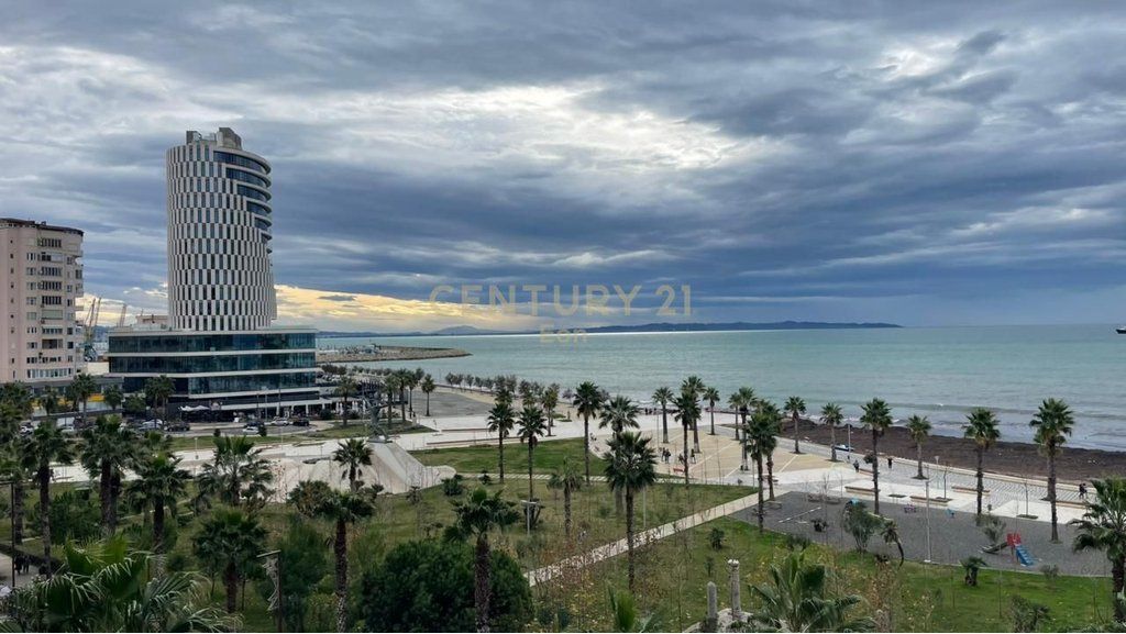 VENDESI SUPER APPARTAMENTO 2+1+2 CON VISTA MARE A VOLLGA, DURRES !!
