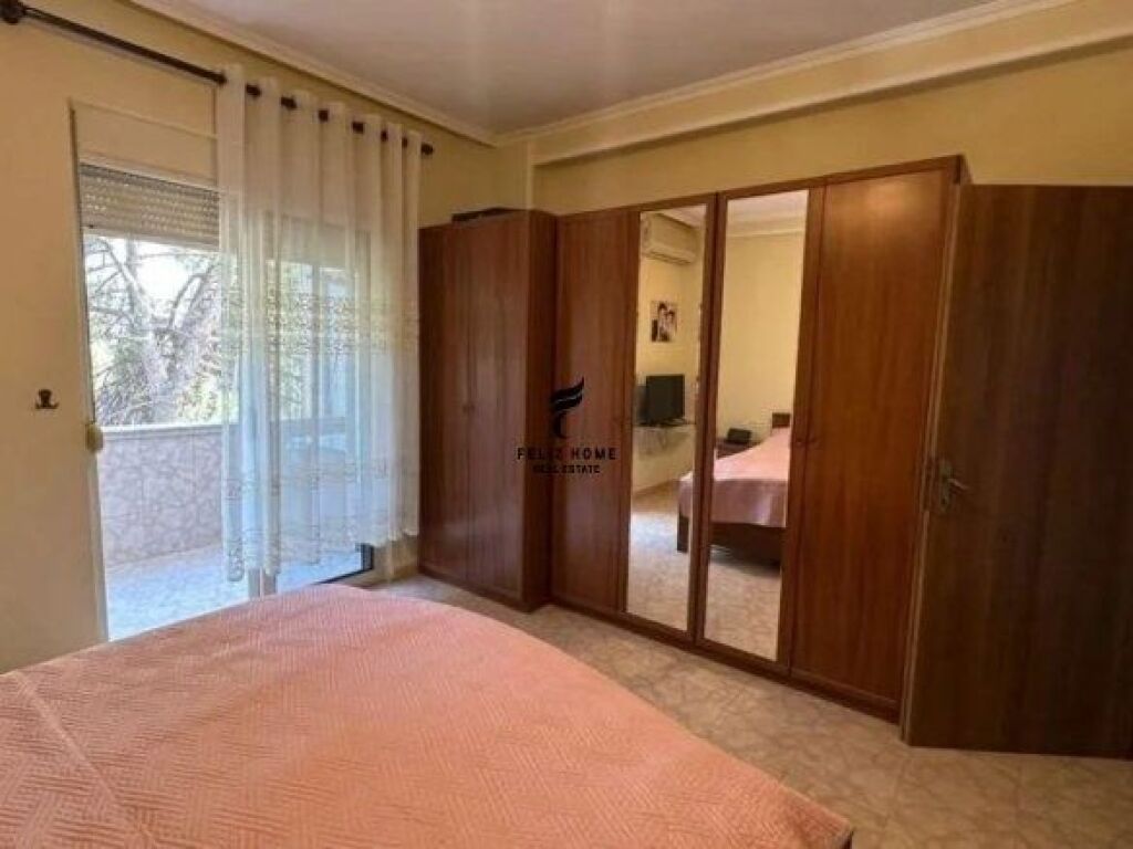 VENDESI APPARTAMENTO 2+1+2 VASIL SHANTO 240.000 EURO FH-64833