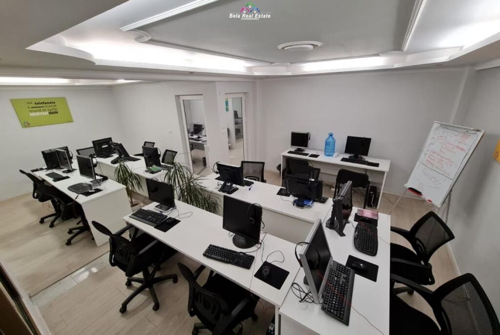 Office for Rent in Blloku (ID BZ2871) Tirana