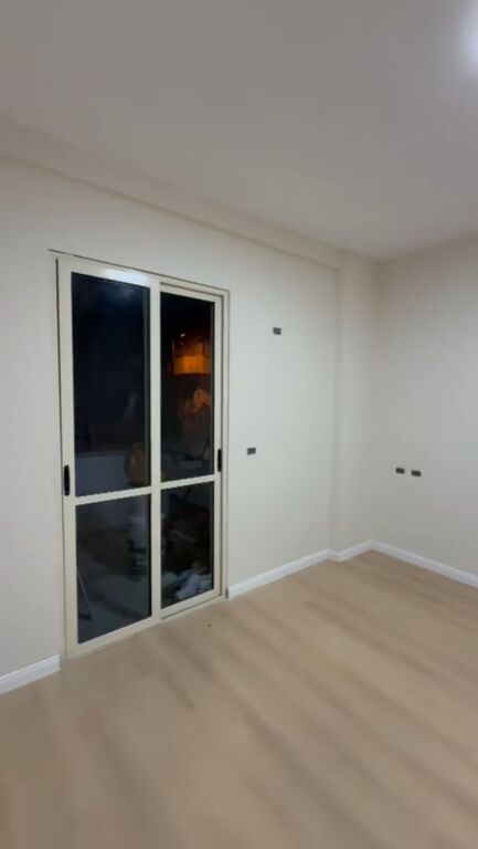 🏡 Apartament 3+1 për shitje – Kodra e Diellit (Rr. Rrapo Hekali)
