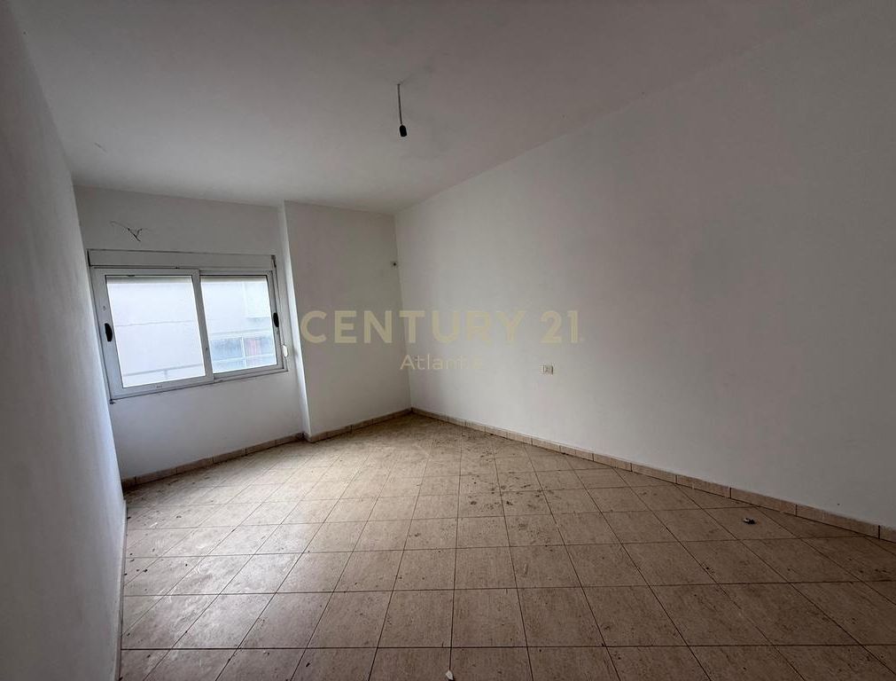 Appartamento 1+1 in Vendita a Shkëmbi i Kavajës, Durrës - 66.500€ | 70 m² 66.500 € 
