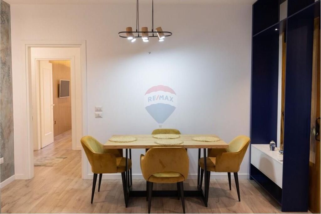Appartamento 2+1 in vendita – vicino a Piazza Skënderbej