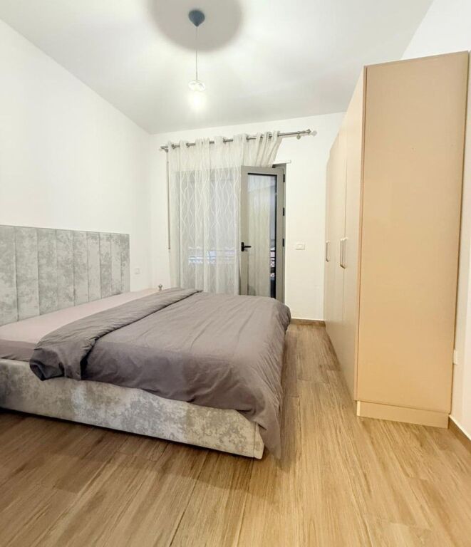 📌Appartamento 2+1 in Affitto con Posto Auto – Complesso Delijorgji