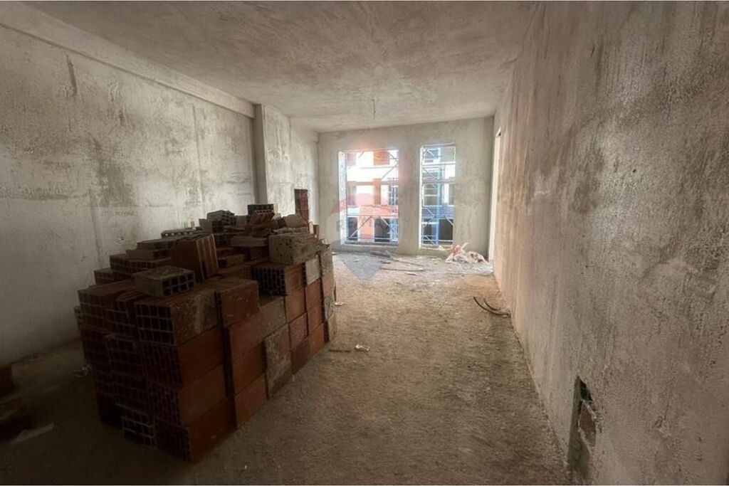 APARTMENT 2+1+2 FOR SALE IN PASKUQAN