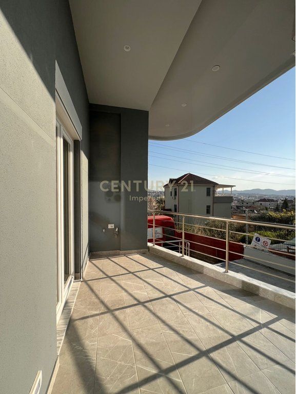 Appartamento 2+1 in Affitto a Kodra e Priftit, Tirana - 450€