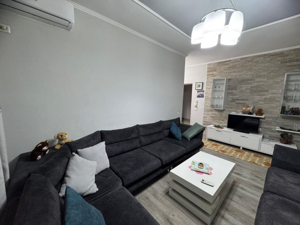 🏡 Appartamento 1+1 in Affitto – Astir (vicino a Rrethi) !