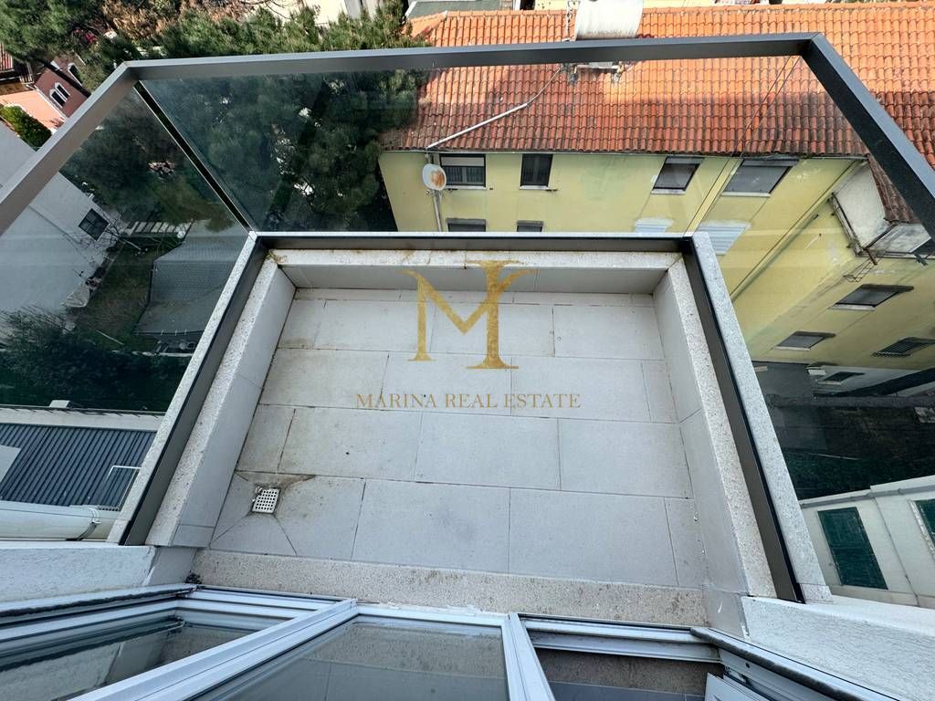 Appartamento 2+1 con vista mare in affitto a Golem. Palazzo e appartamento nuovo