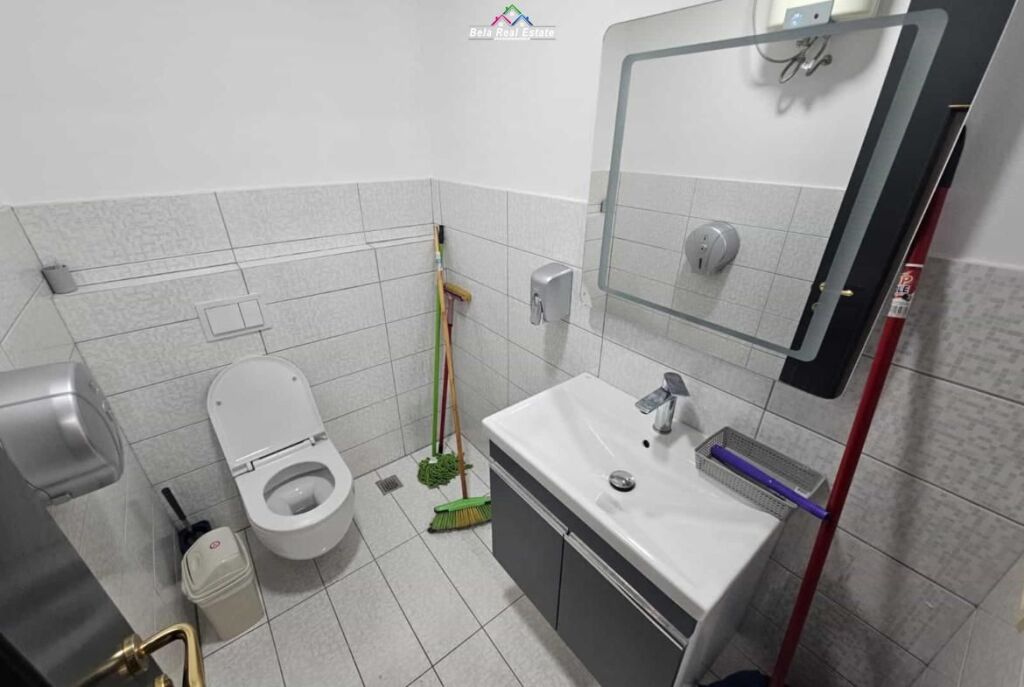 Zyre Me Qera Ne Bllok ( ID BZ2873) Tirane