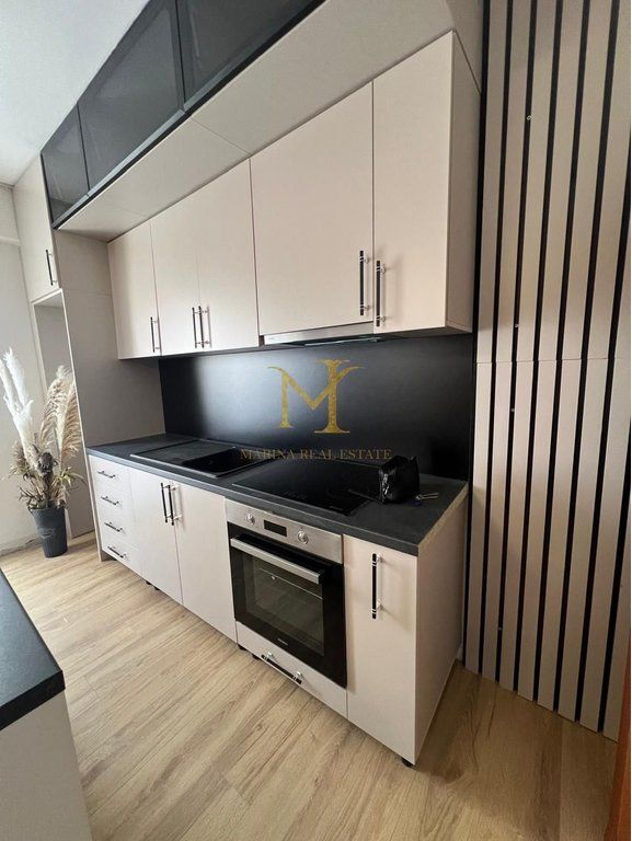 Appartamento 2+1 In Affitto sulla Spiaggia Ferroviaria, Durrës - 600€ | 85 m²