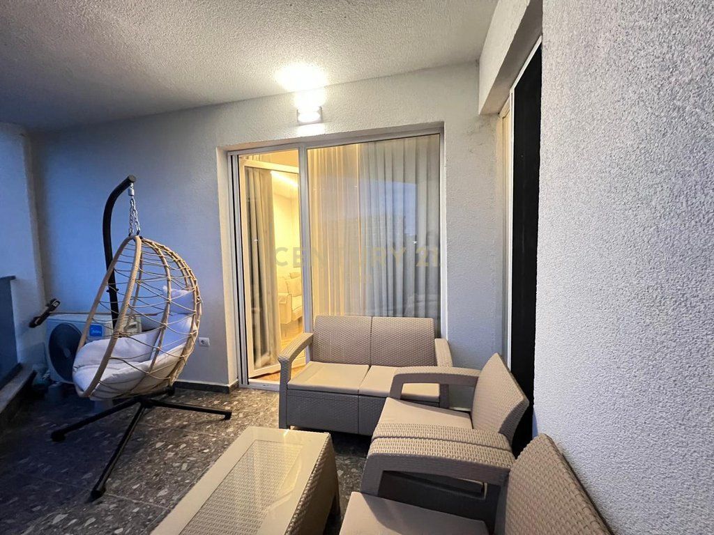Shitet Apartament 1+1, prane Grand Blue Fafa, Golem