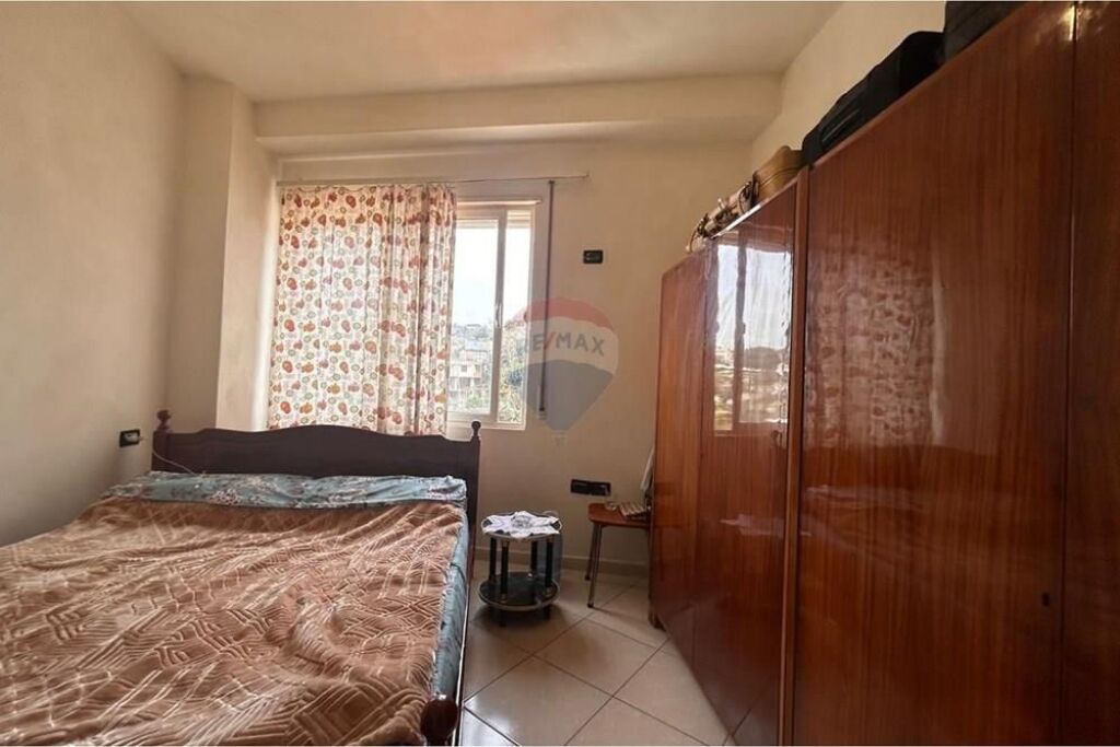🏡 Apartament 1+1 për Shitje – Xhamia, Vlorë