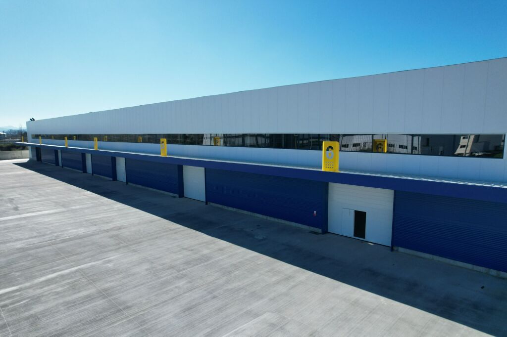 Warehouse for Sale in Vore – 6,200 m²
