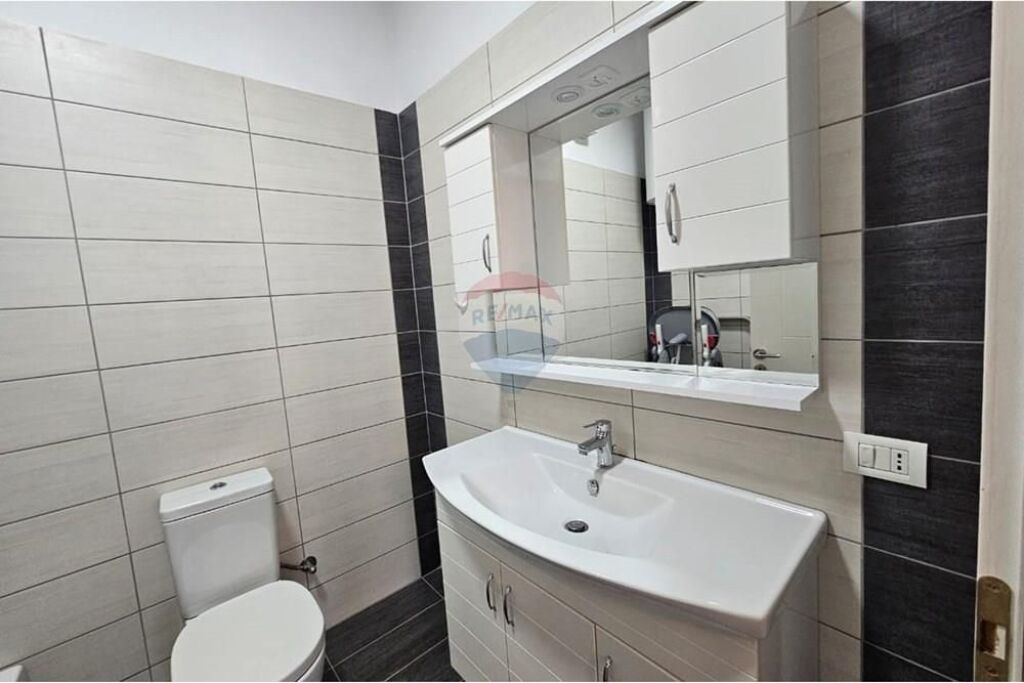 Apartament 2+1 për shitje – Rruga Tom Pllezha Astir