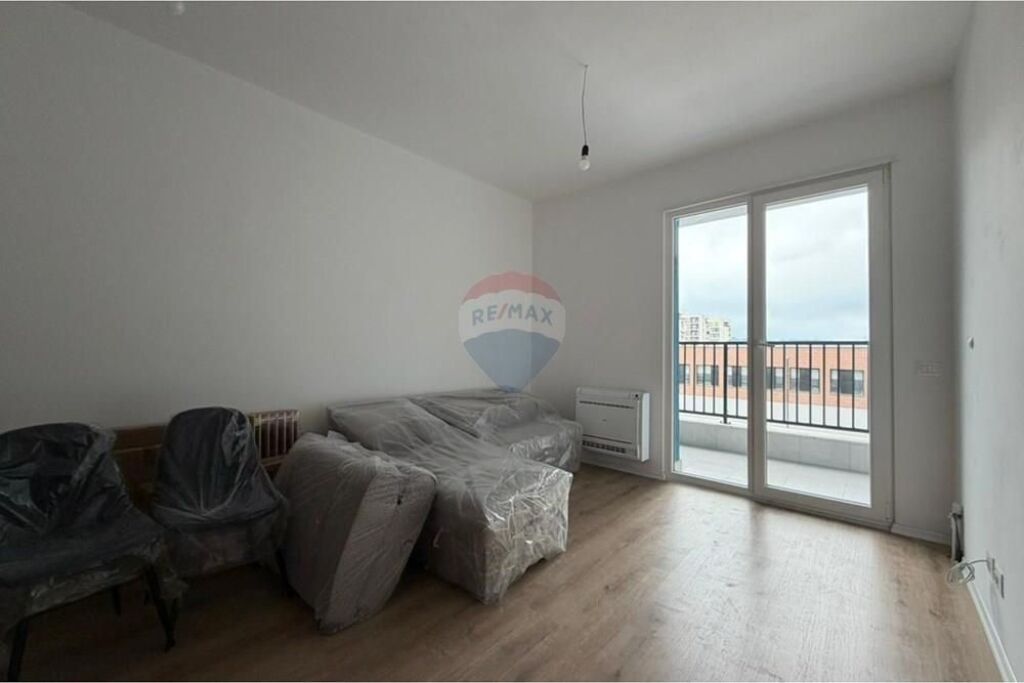 JEPET ME QIRA, APARTAMENT 1+1, UNIVERS CITY