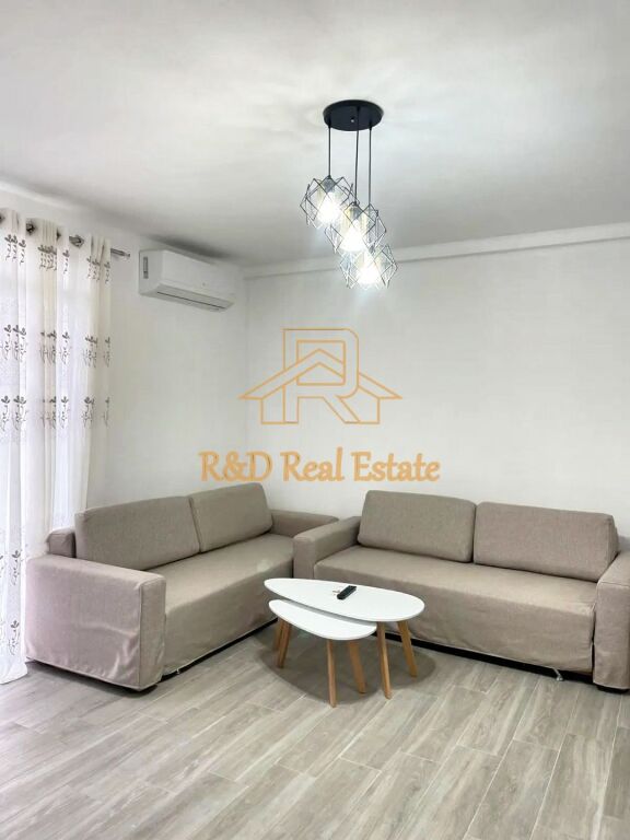 🏡 Affittasi appartamento 3+1 + Balcone – Via 5 Maggio