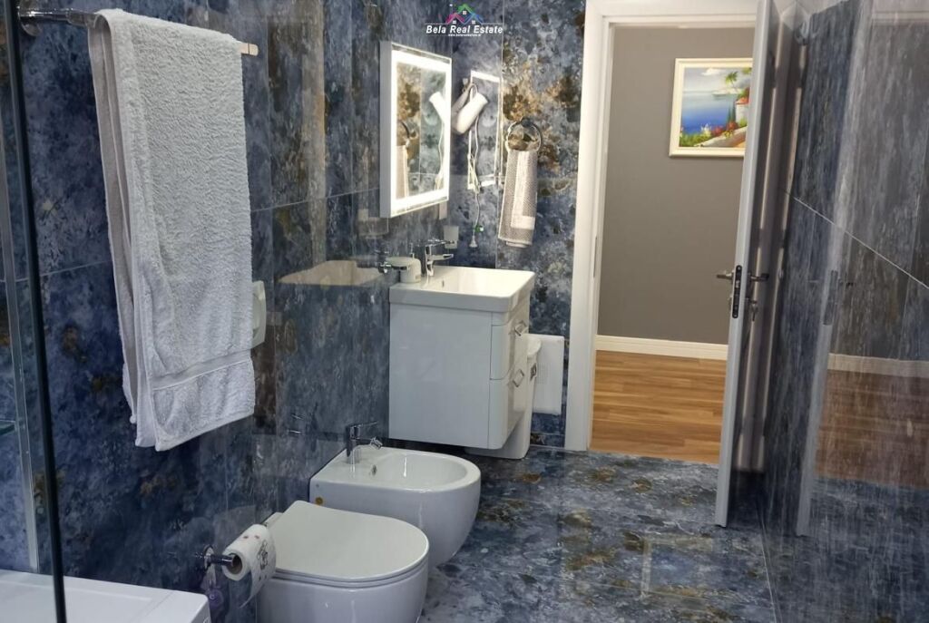 Appartamento in Affitto 1+1 a Bllok (ID B210480) Tirana