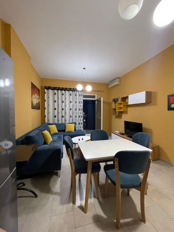 🏡 Appartamento 1+1 in affitto vicino a Square 21