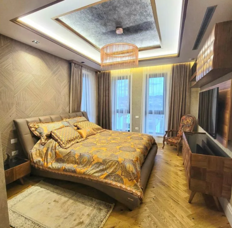 🏙️ Attico di Lusso in Vendita – SQUARE 21   📍Via Kavaja   