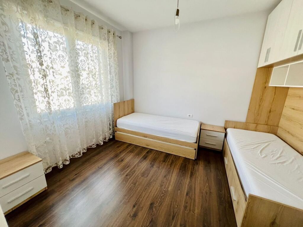 Apartament 2+1 + parkim Ne kinostudio