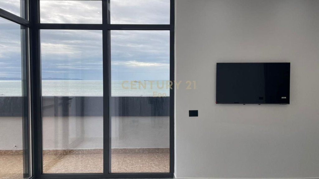 VENDESI SUPER APPARTAMENTO 2+1+2 CON VISTA MARE A VOLLGA, DURRES !!