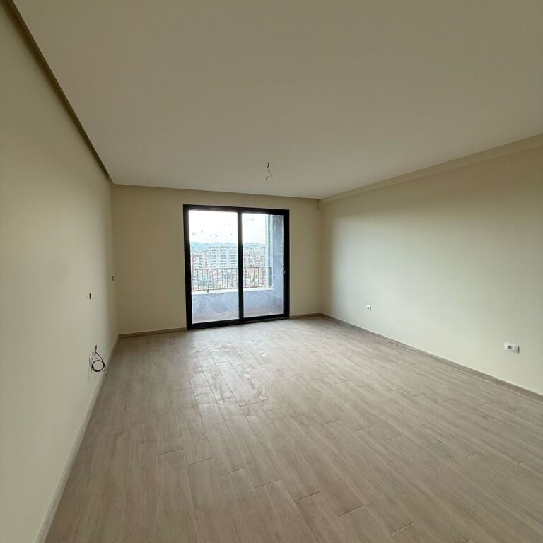 🏡 Shitet Apartament 3+1 – Rruga Jordan Misja, pranë Bulevardit të Ri ✨