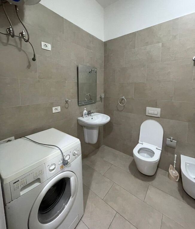 📌 Affittasi Appartamento 1+1 – vicino a Square 21