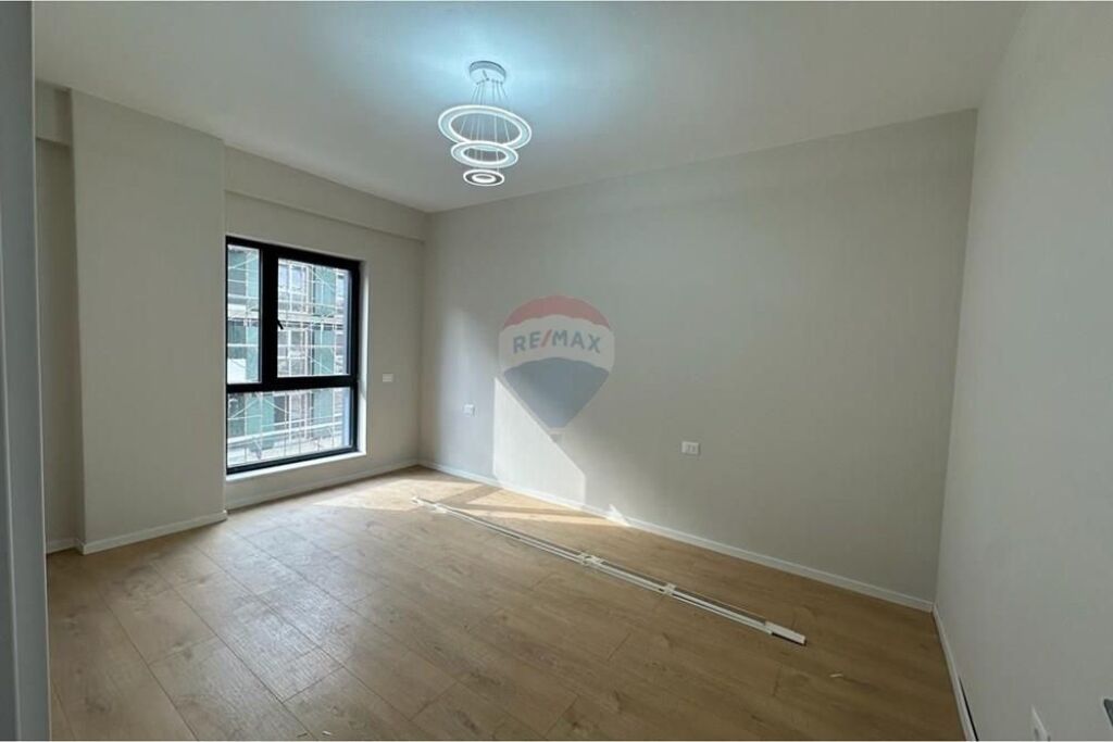Shitet Apartament 1+1 – Liqeni i Thatë